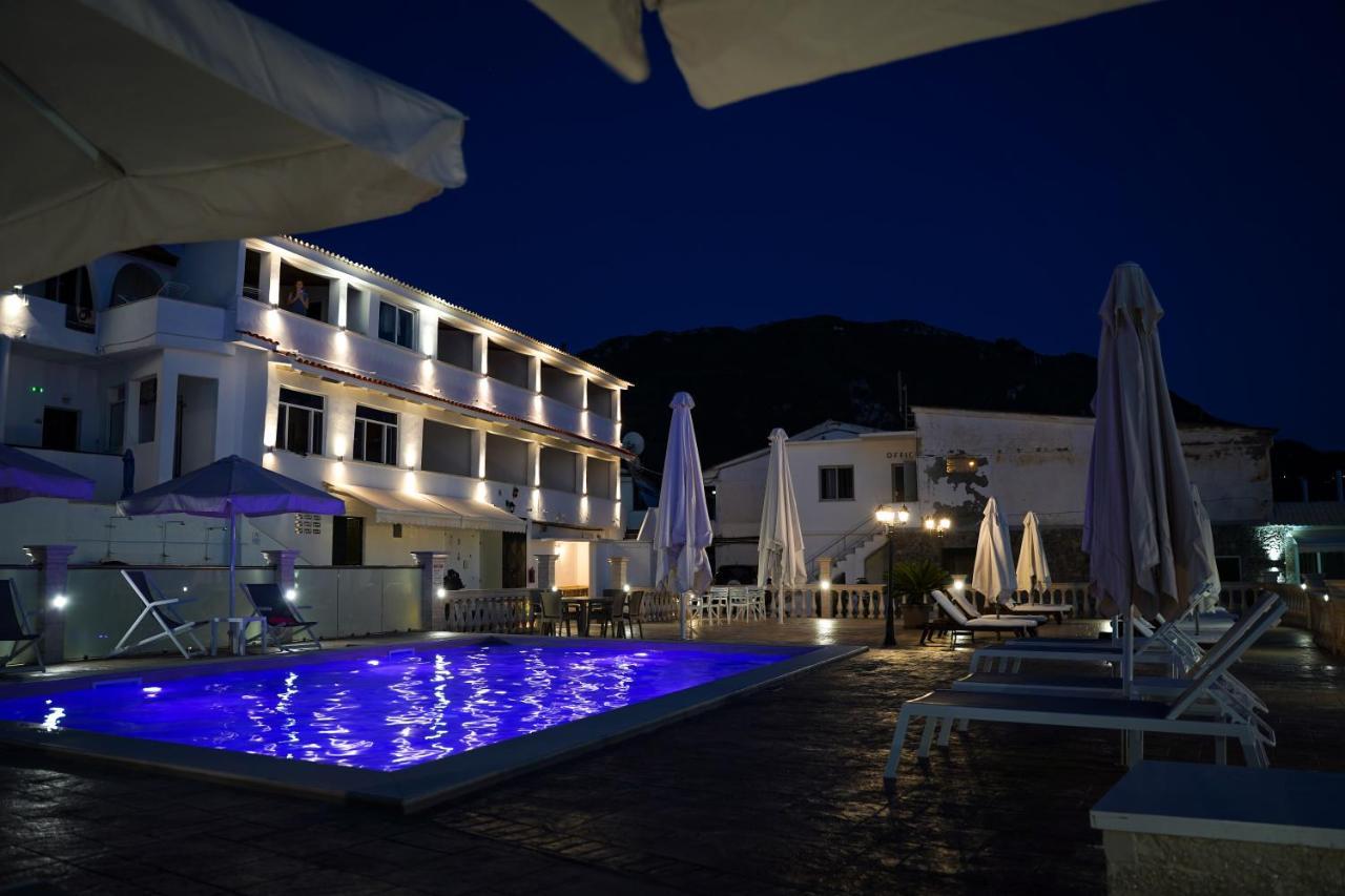 Kostas Beach Apartments Агиос-Гордиос Экстерьер фото