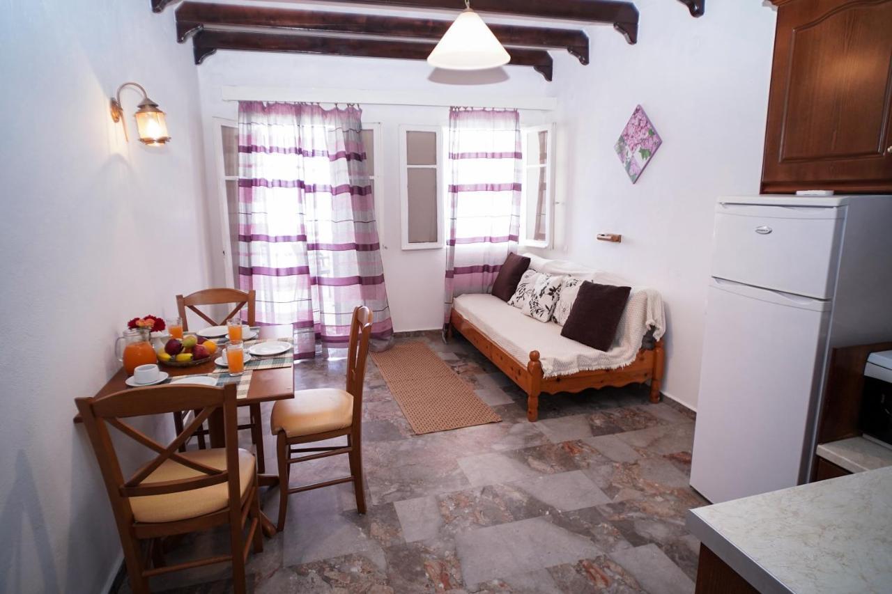 Kostas Beach Apartments Агиос-Гордиос Экстерьер фото