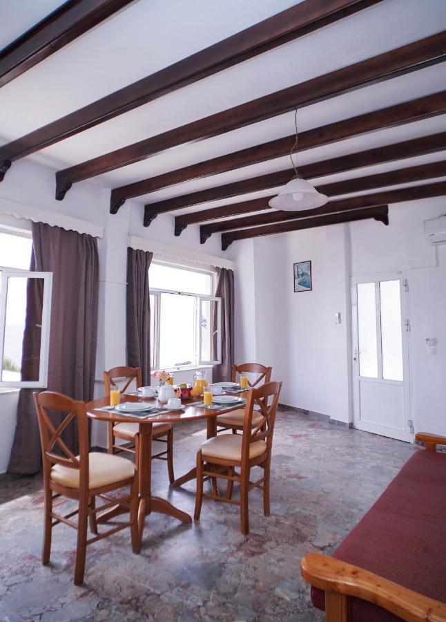 Kostas Beach Apartments Агиос-Гордиос Экстерьер фото