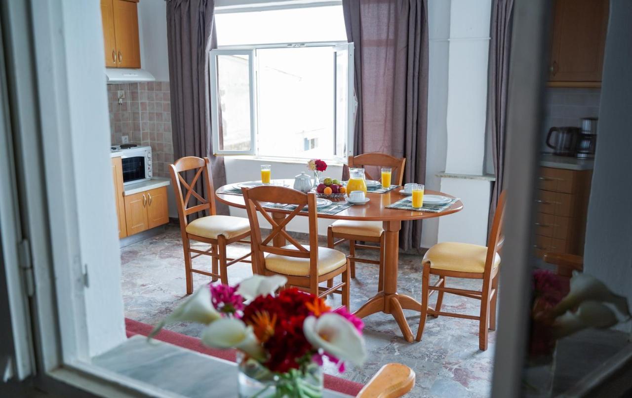 Kostas Beach Apartments Агиос-Гордиос Экстерьер фото