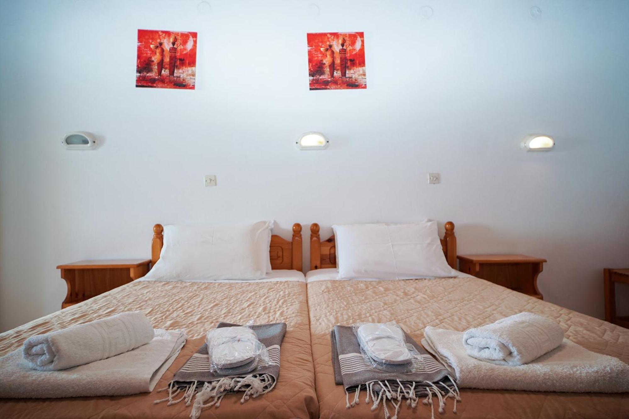 Kostas Beach Apartments Агиос-Гордиос Экстерьер фото